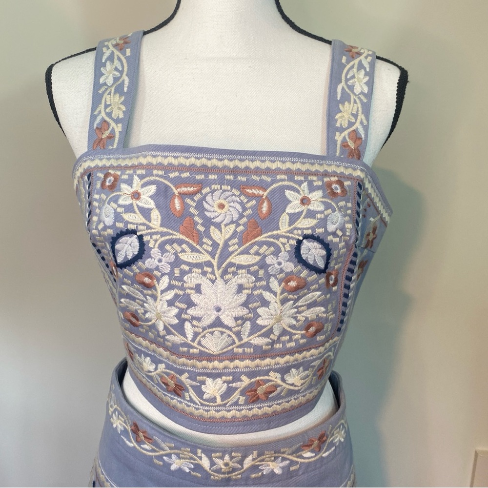 jacquie the label Floral Embroidered Blue Top Mini Skirt 2 piece set large NWT - Picture 9 of 17